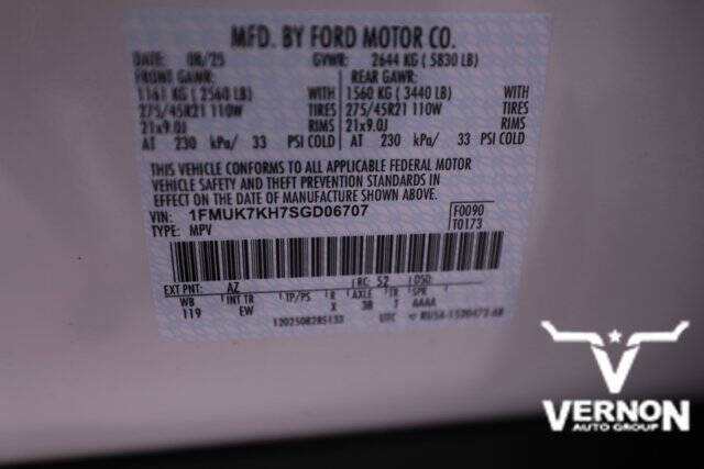 2025 Ford Explorer ST-Line