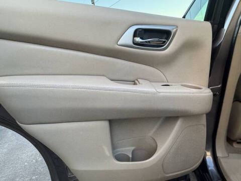 2013 Nissan Pathfinder SL