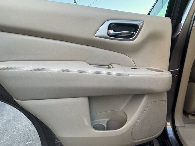 2013 Nissan Pathfinder SL