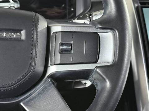 2022 Land Rover Discovery P360 HSE R-Dynamic