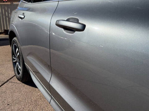 2020 Volvo XC60 T6 Momentum