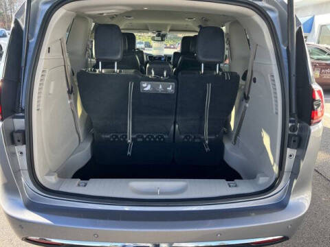 2021 Chrysler Pacifica Touring L