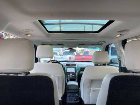 2017 Ford Explorer Platinum