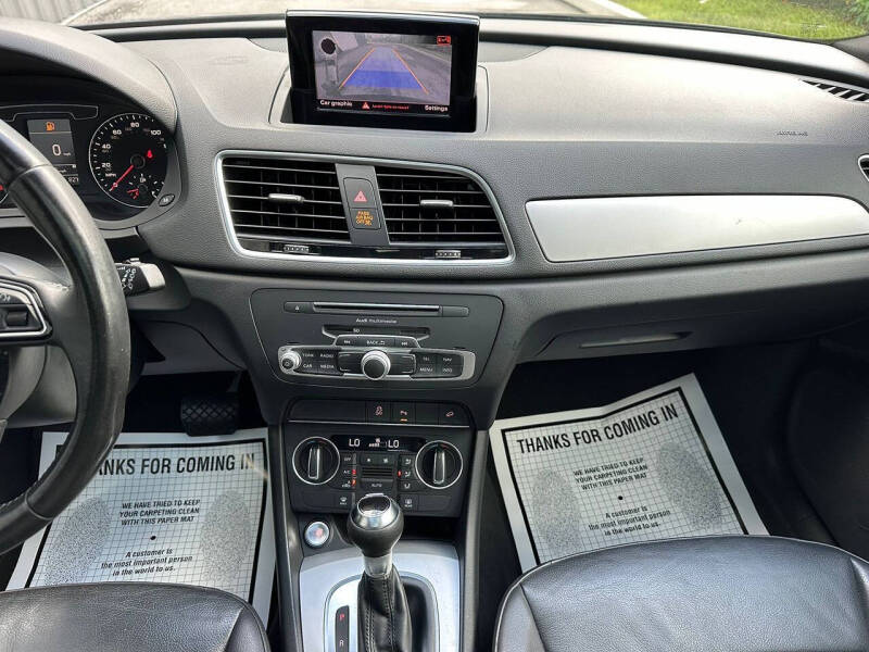 2017 Audi Q3 2.0T Premium