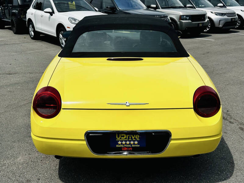 2002 Ford Thunderbird Deluxe