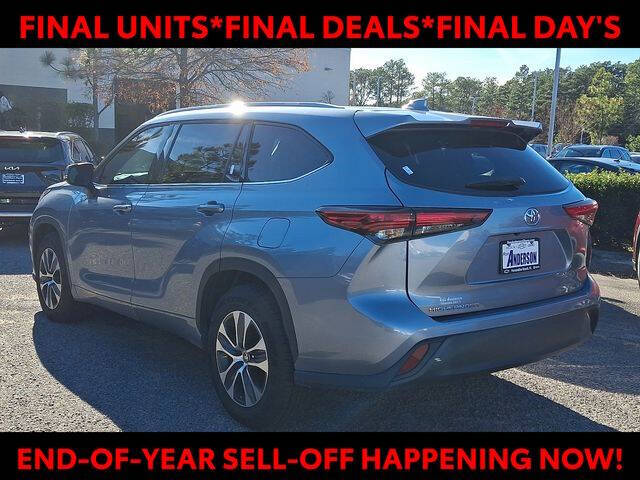 2022 Toyota Highlander XLE