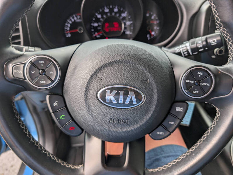 2019 Kia Soul +