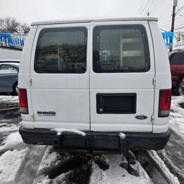 2009 Ford E-Series E-250