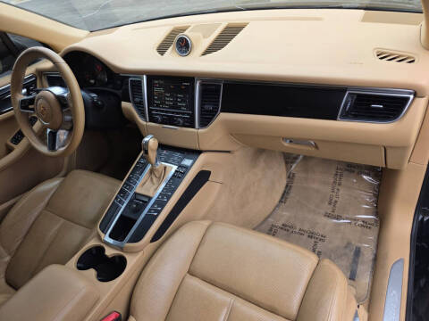 2015 Porsche Macan S