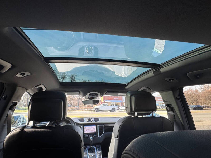 2017 Porsche Macan S