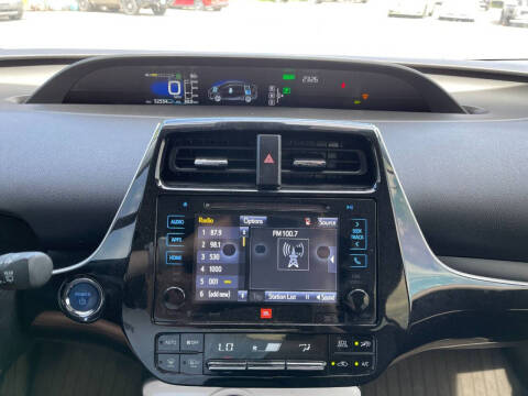 2017 Toyota Prius Four Touring