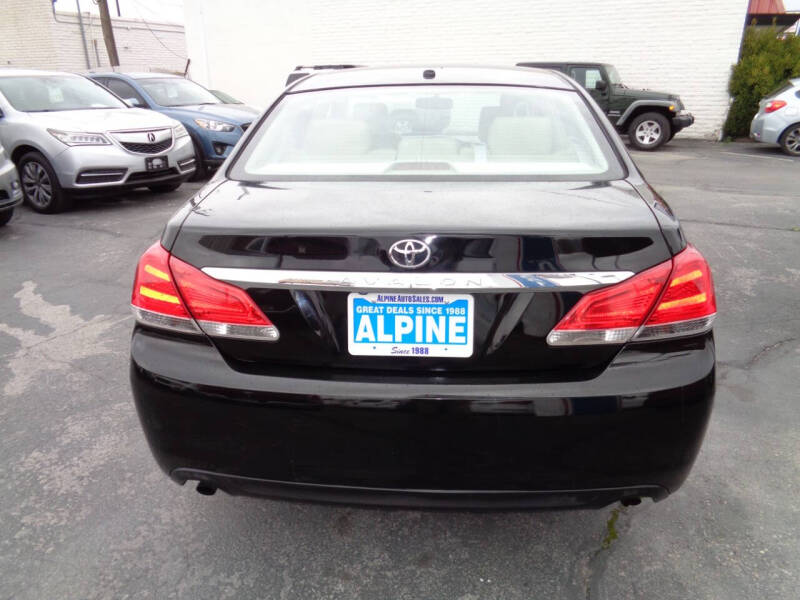 2011 Toyota Avalon