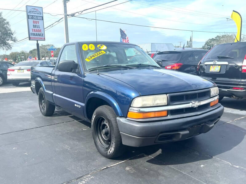 2000 Chevrolet S-10 for sale at AUTOFAIR LLC in West Melbourne FL