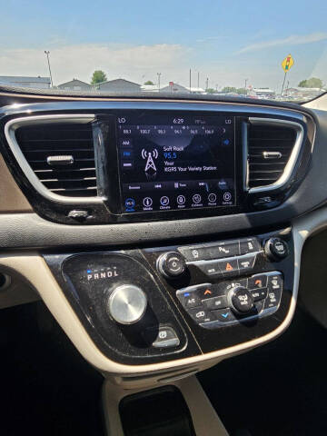 2018 Chrysler Pacifica Touring L
