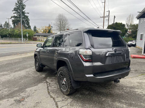2018 Toyota 4Runner SR5