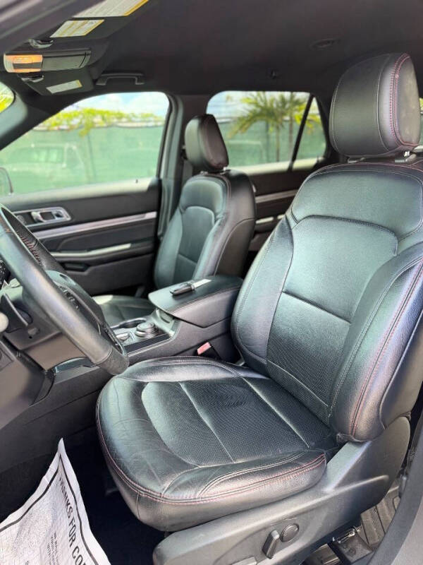 2019 Ford Explorer Sport