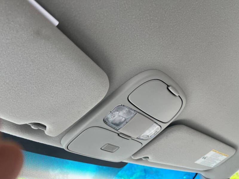 2005 Toyota Sienna CE 8 Passenger