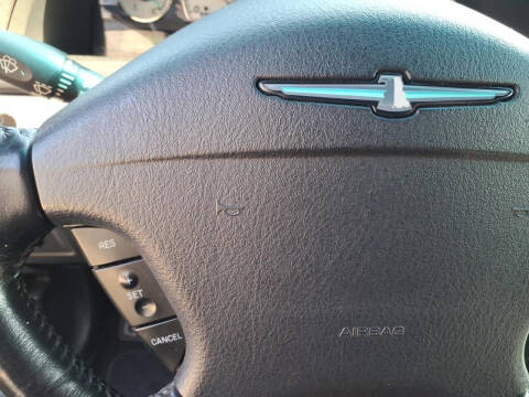 2004 Ford Thunderbird Deluxe