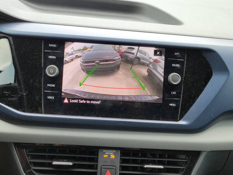 2022 Volkswagen Taos SE