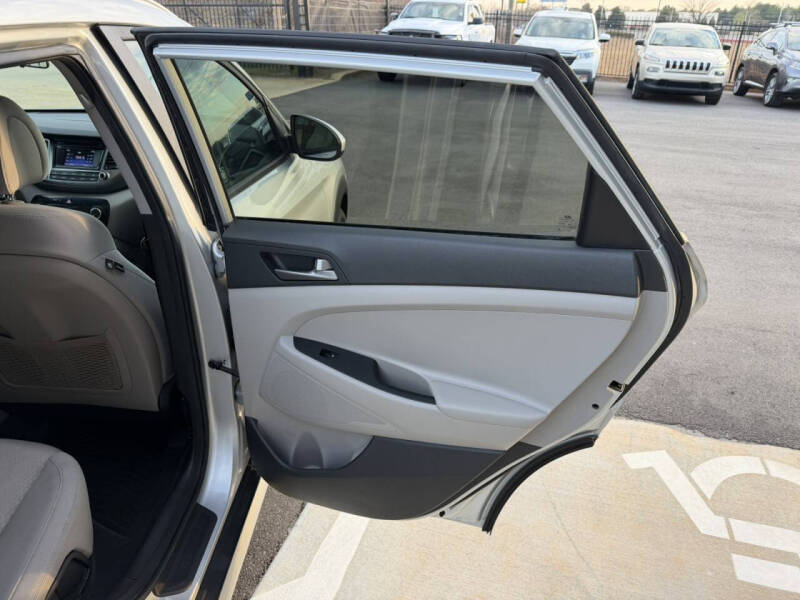 2017 Hyundai Tucson SE