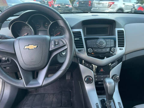 2011 Chevrolet Cruze LS