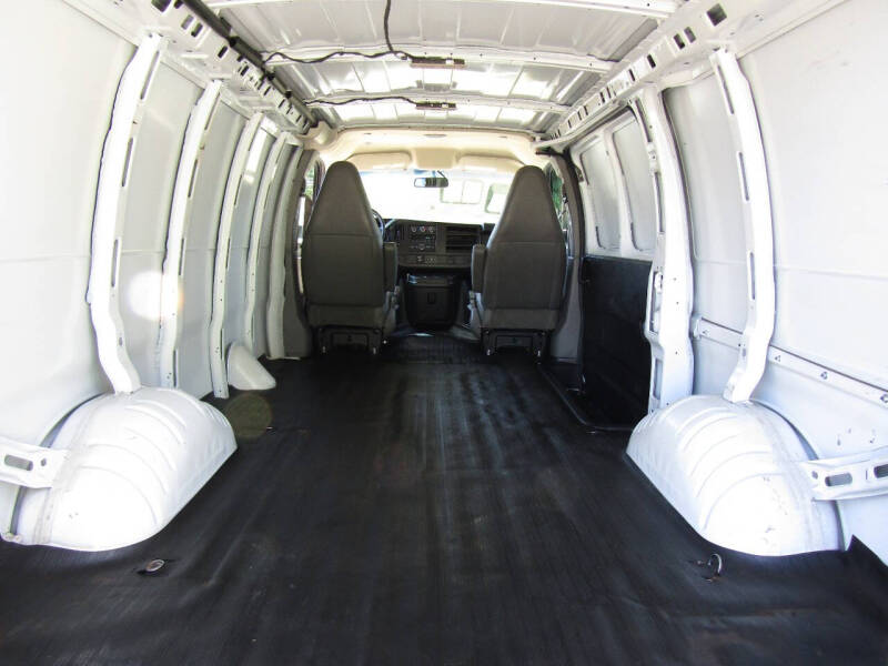 2021 Chevrolet Express 2500