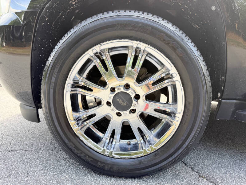 2011 Chevrolet Avalanche LTZ