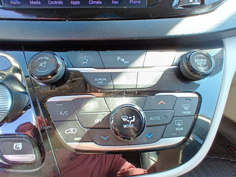 2017 Chrysler Pacifica Touring Plus