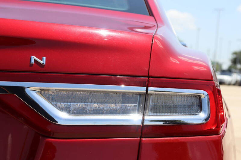 2020 Lincoln Continental Standard