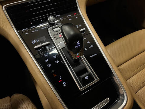 2018 Porsche Panamera 4 E-Hybrid