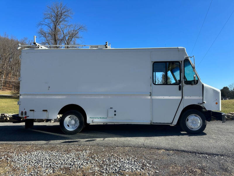 2010 Freightliner MT45 Chassis