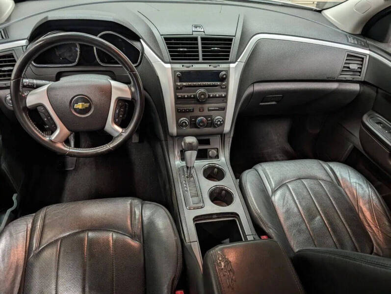 2011 Chevrolet Traverse LT