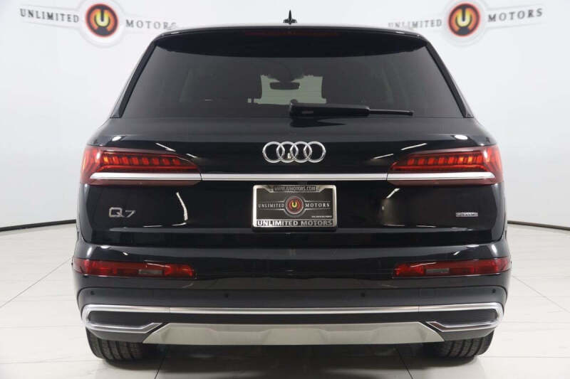 2022 Audi Q7 quattro Premium Plus 55 TFSI