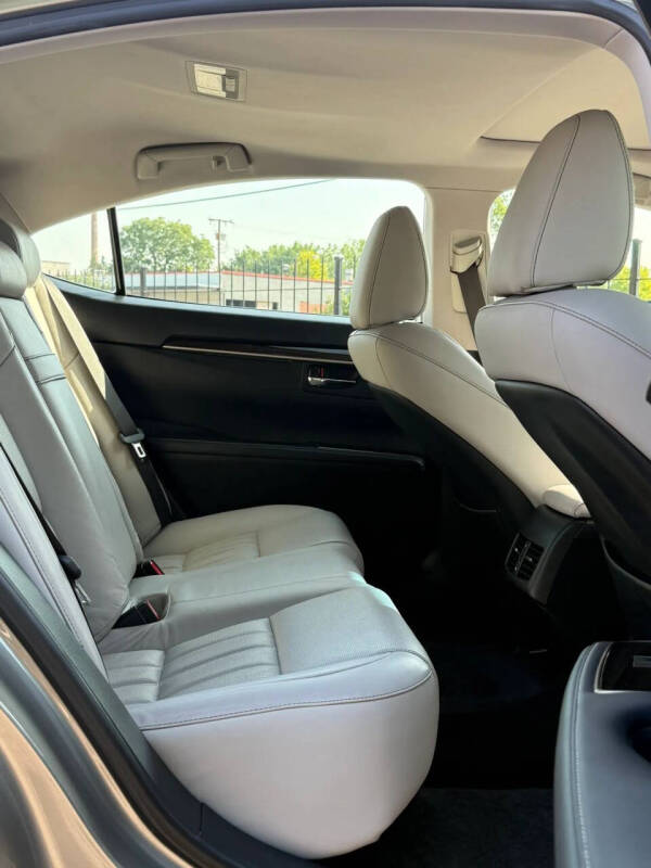 2016 Lexus ES 350