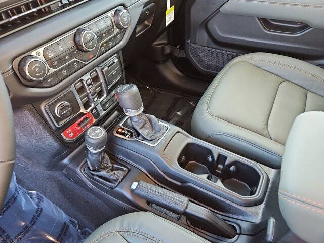 2026 Jeep Gladiator Mojave X