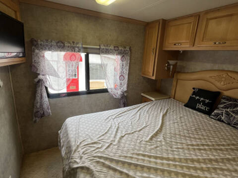 2005 Freightliner xc37