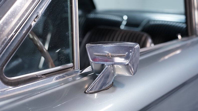 1966 Ford Thunderbird