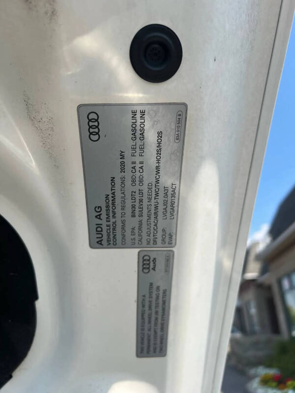 2020 Audi Q3 quattro S line Premium 45 TFSI