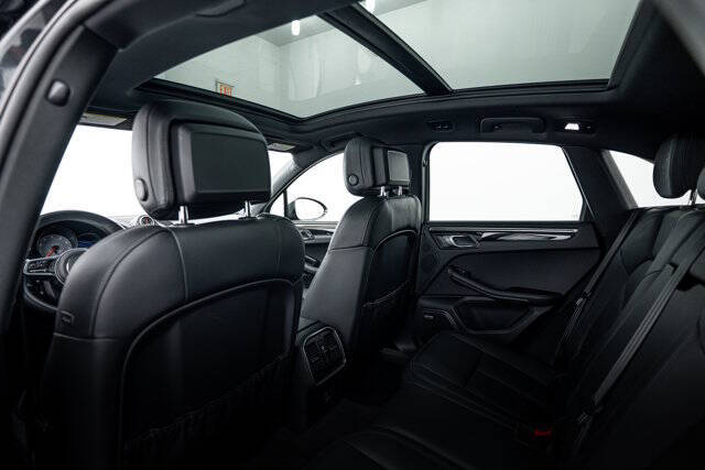 2021 Porsche Macan S