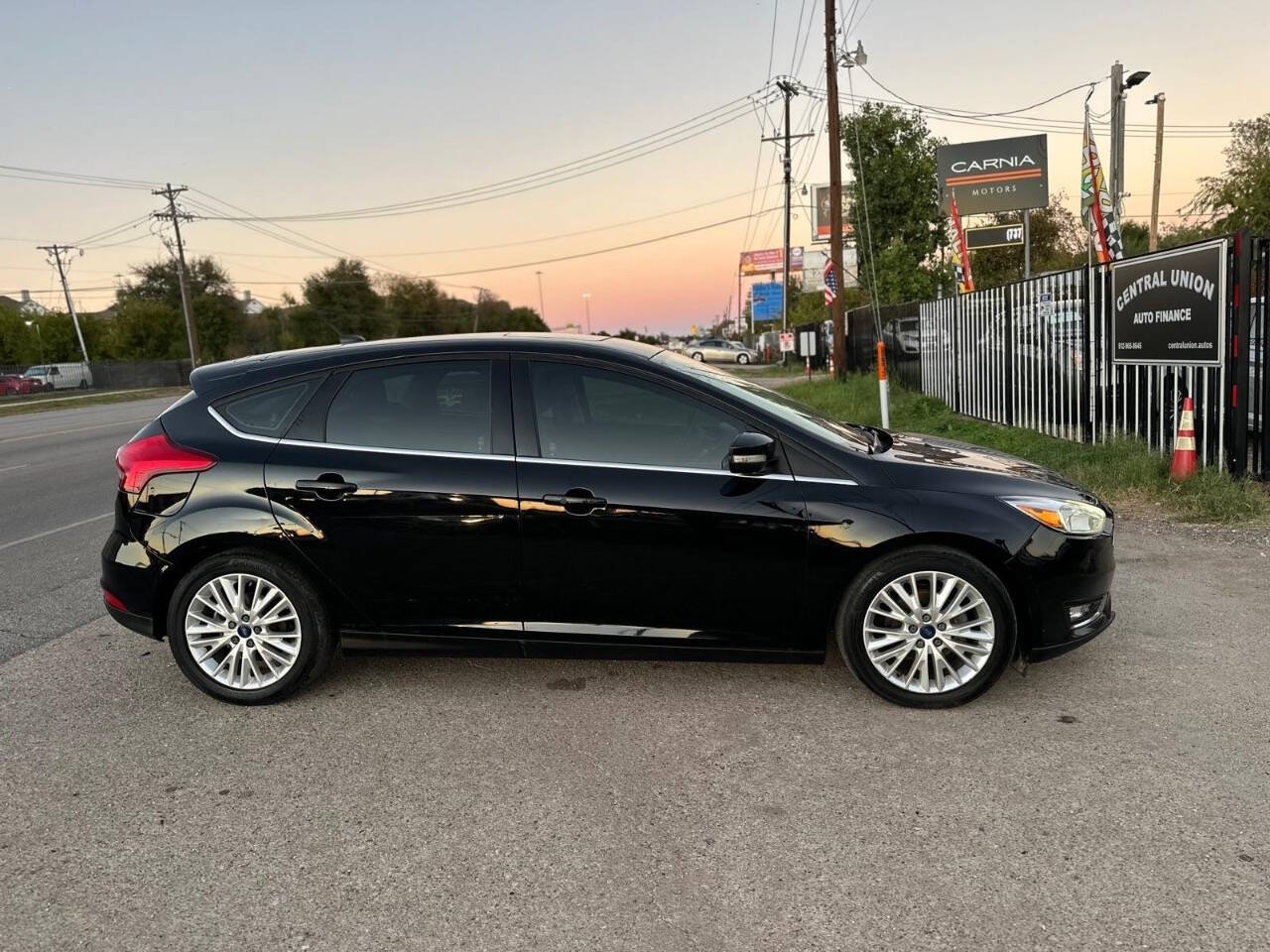 2017 Ford Focus for sale at Central Union Auto Finance LLC in Austin, TX