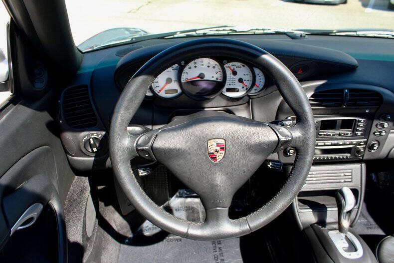 2003 Porsche 911