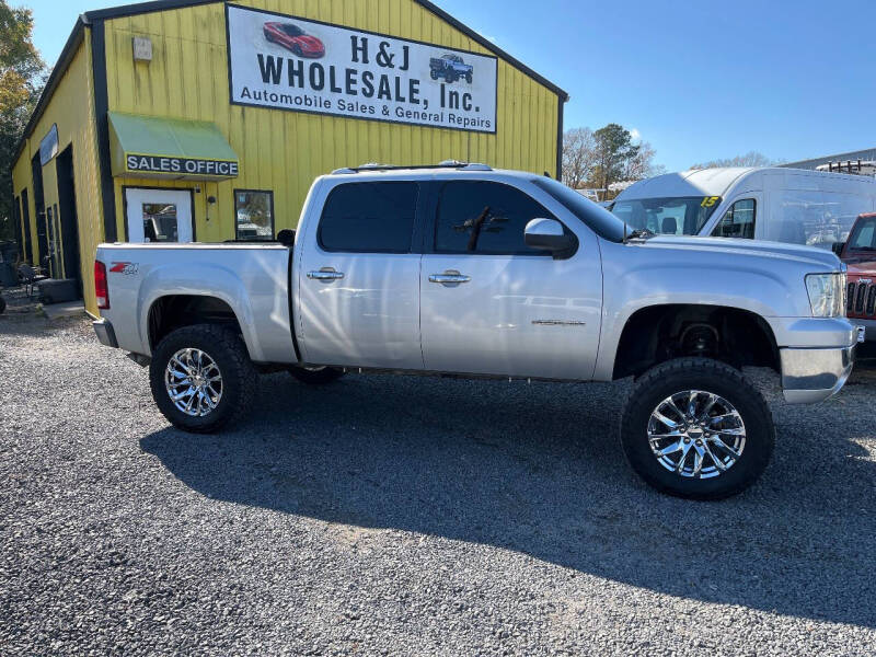 2011 GMC Sierra 1500 SLE photo 2