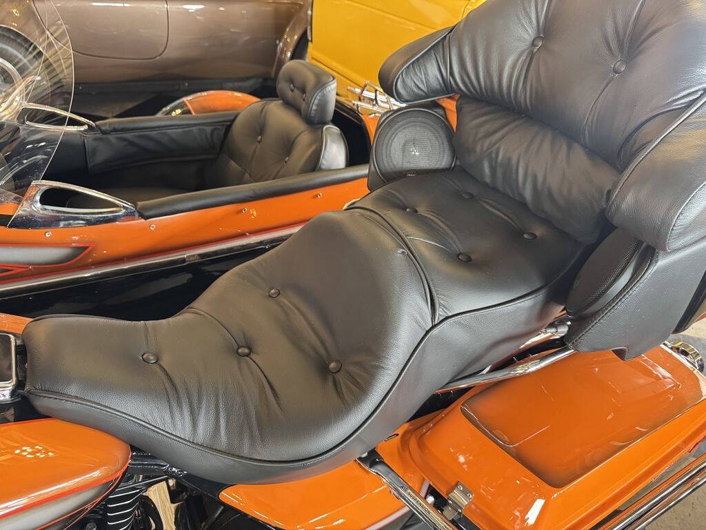 1990 Harley-Davidson FLHTCU - Electra Glide U 13