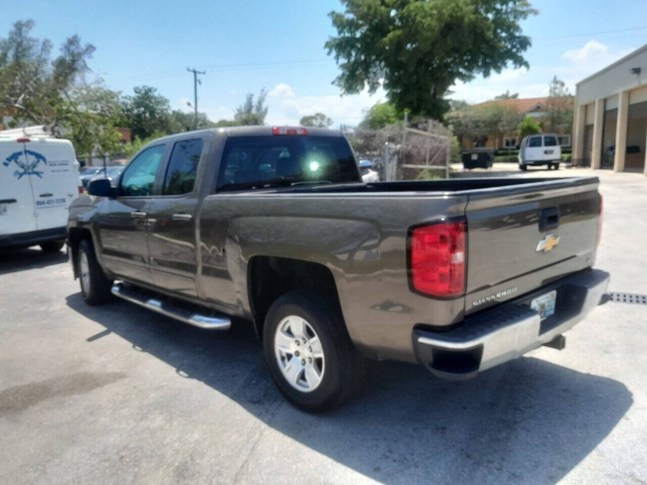 2015 Chevrolet Silverado Pickup - $13,950