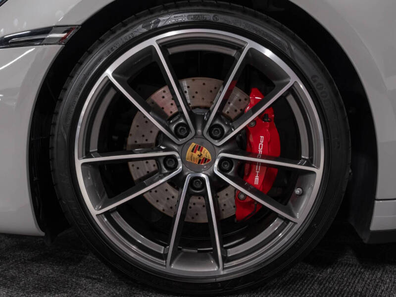 2020 Porsche 911 Carrera 4S