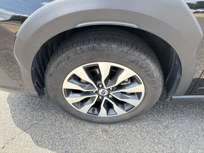 2023 Subaru Outback Touring