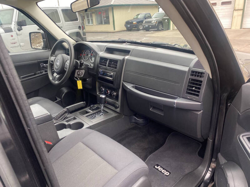 2011 Jeep Liberty Sport