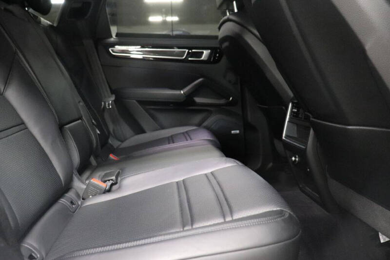 2019 Porsche Cayenne S
