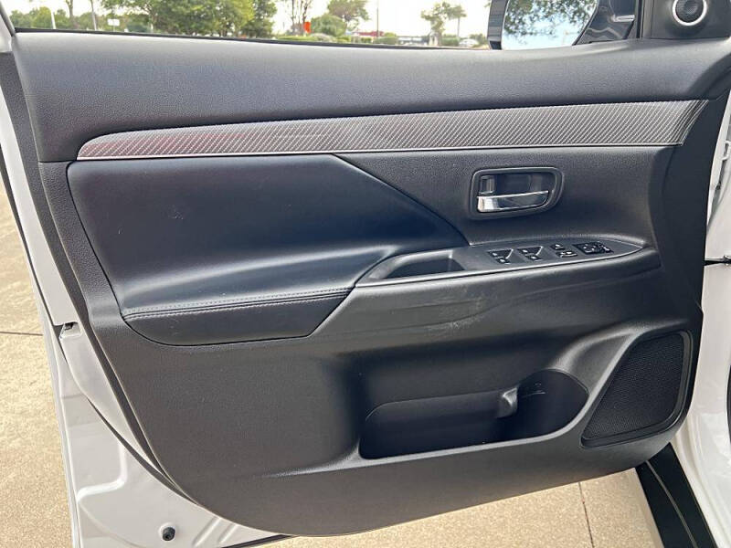 2019 Mitsubishi Outlander GT