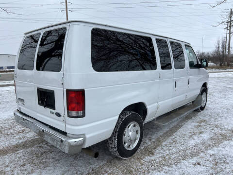 2013 Ford E-Series E-350 SD XL